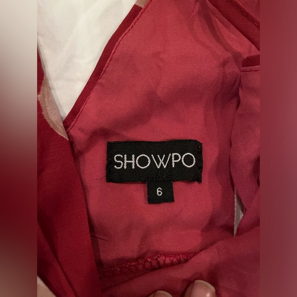 Showpo Maroon Floral Romper - Picture 4 of 4